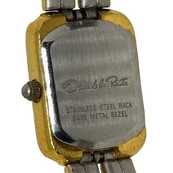 Oscar de la Renta Gold Tone Quartz Watch Women’s Two-Tone Link Band Hong Kong - Picture 8 of 8